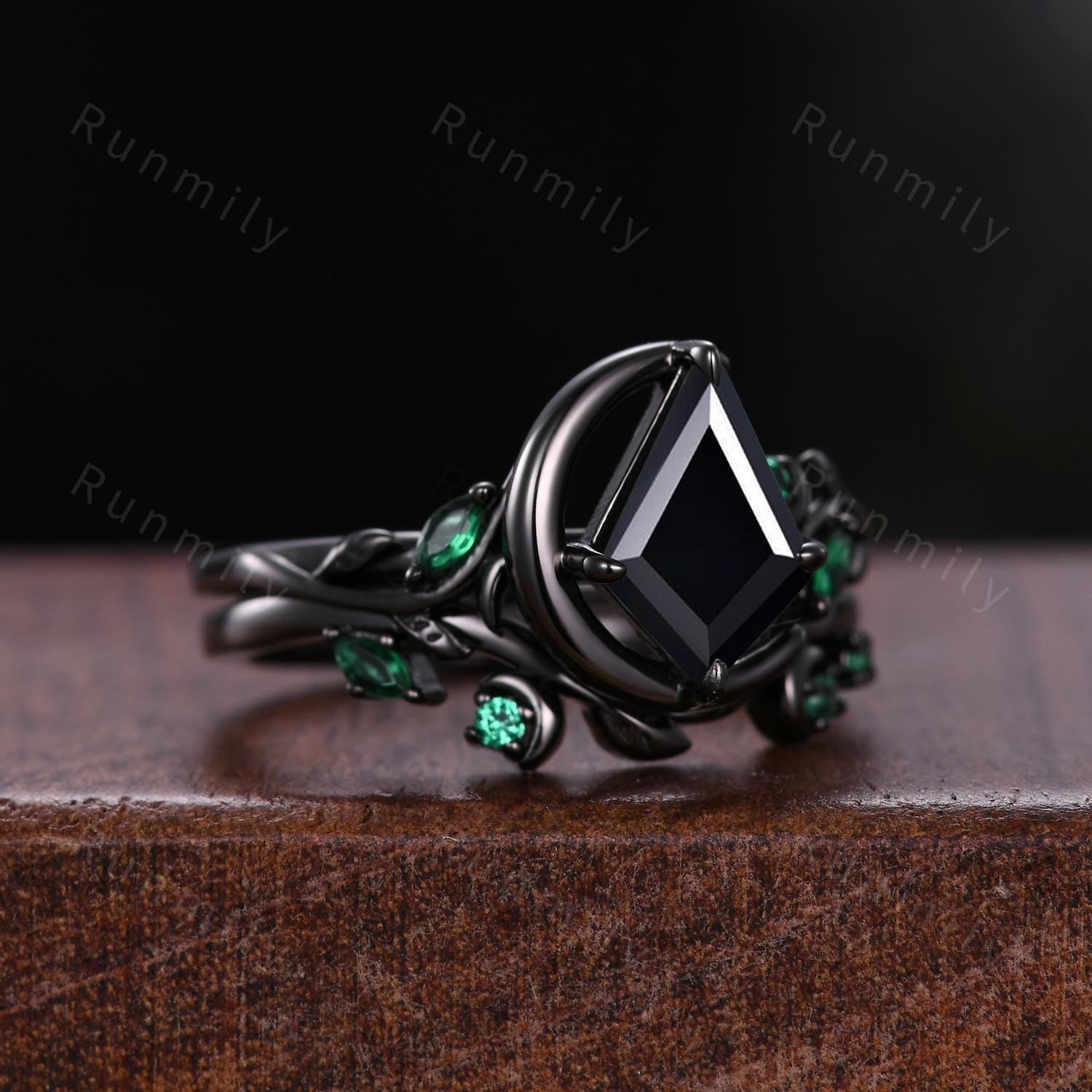 Nature Inspired Kite cut Black Onyx Engagement Ring Set Unique Crescent Moon Emerald Ring Gothic Black Gold Ring For Women Leaf Design Ring
