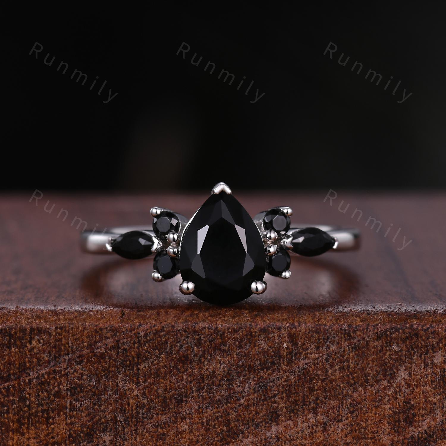Pear Cut Black Onyx Couples Ring Silver & Black Gold Promise Ring Set His And Hers Wedding Band Mens Hammered Band Unique Couple's Ring