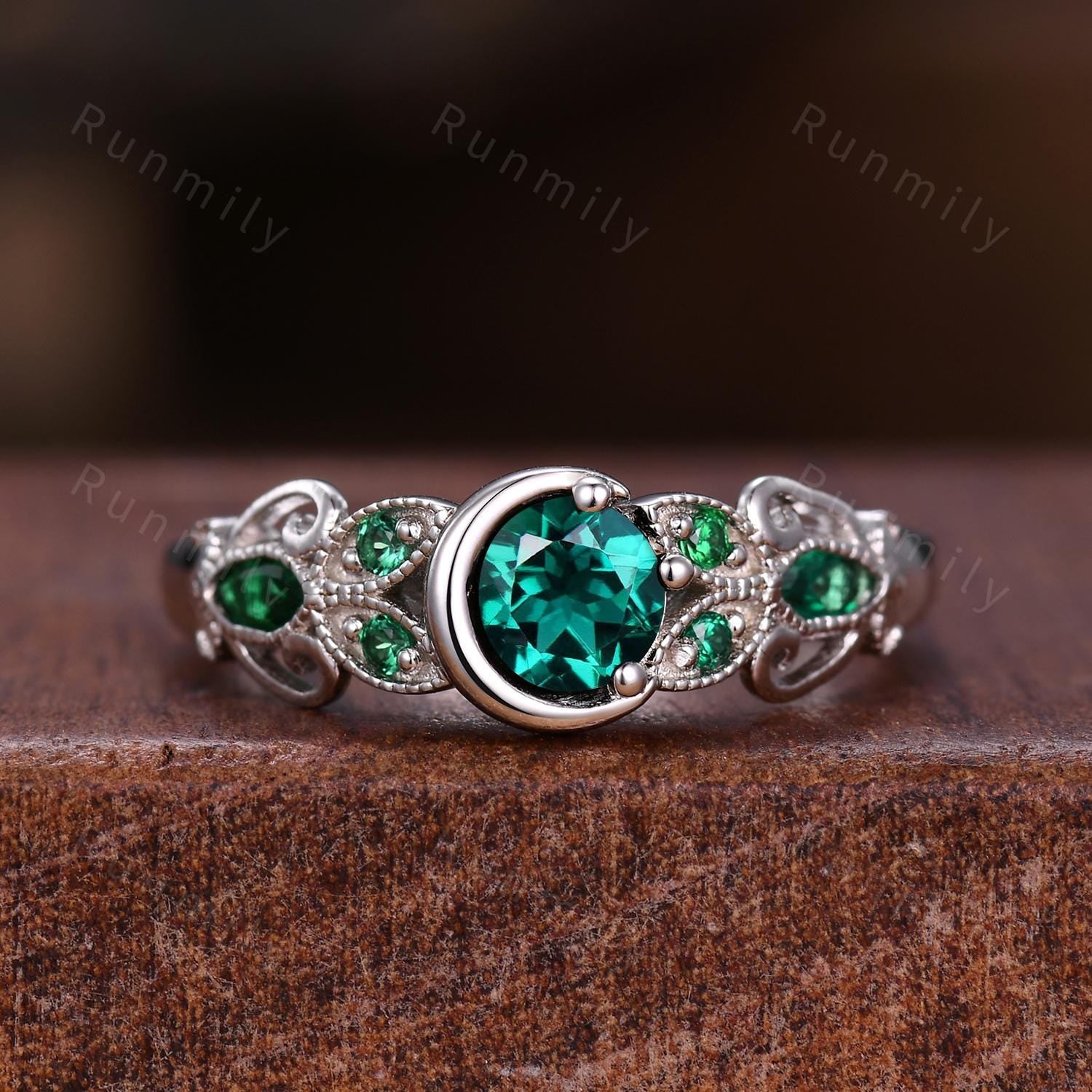 His and Hers Emerald Wedding Ring Set Vintage Emerald Couples Ring Sterling Silver Ring Mens Princess cut Ring May Birthstone Jewelry Gifts