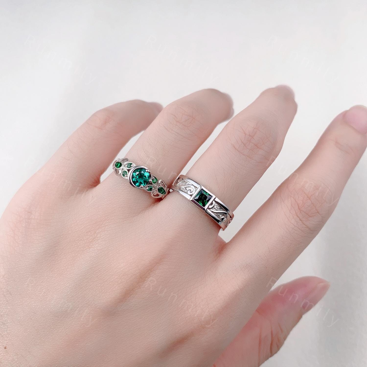 His and Hers Emerald Wedding Ring Set Vintage Emerald Couples Ring Sterling Silver Ring Mens Princess cut Ring May Birthstone Jewelry Gifts