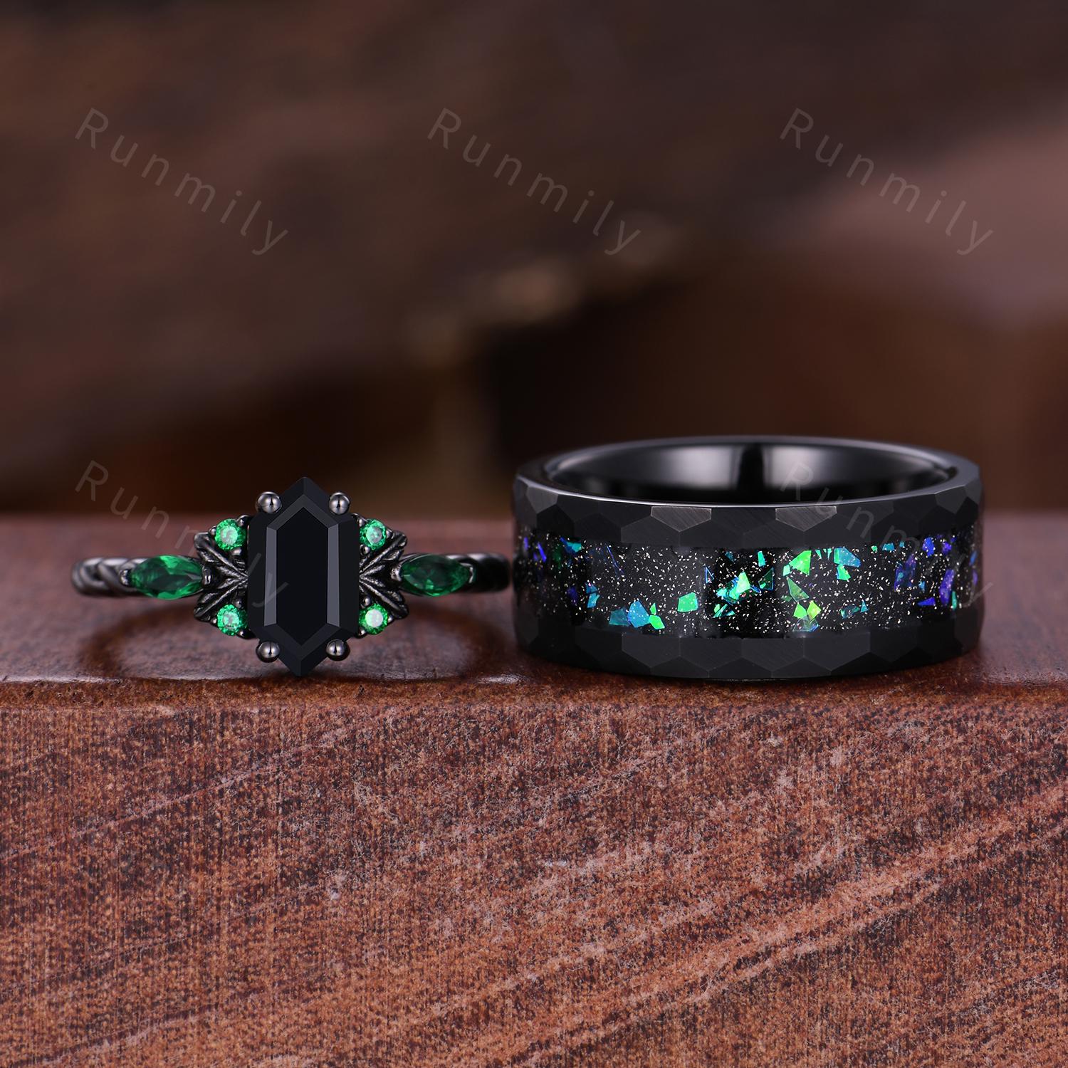 Nature inspired Black Onyx couple ring set gothic black gold His and Hers wedding band unique leaf style ring Mens hammered ring Galaxy ring
