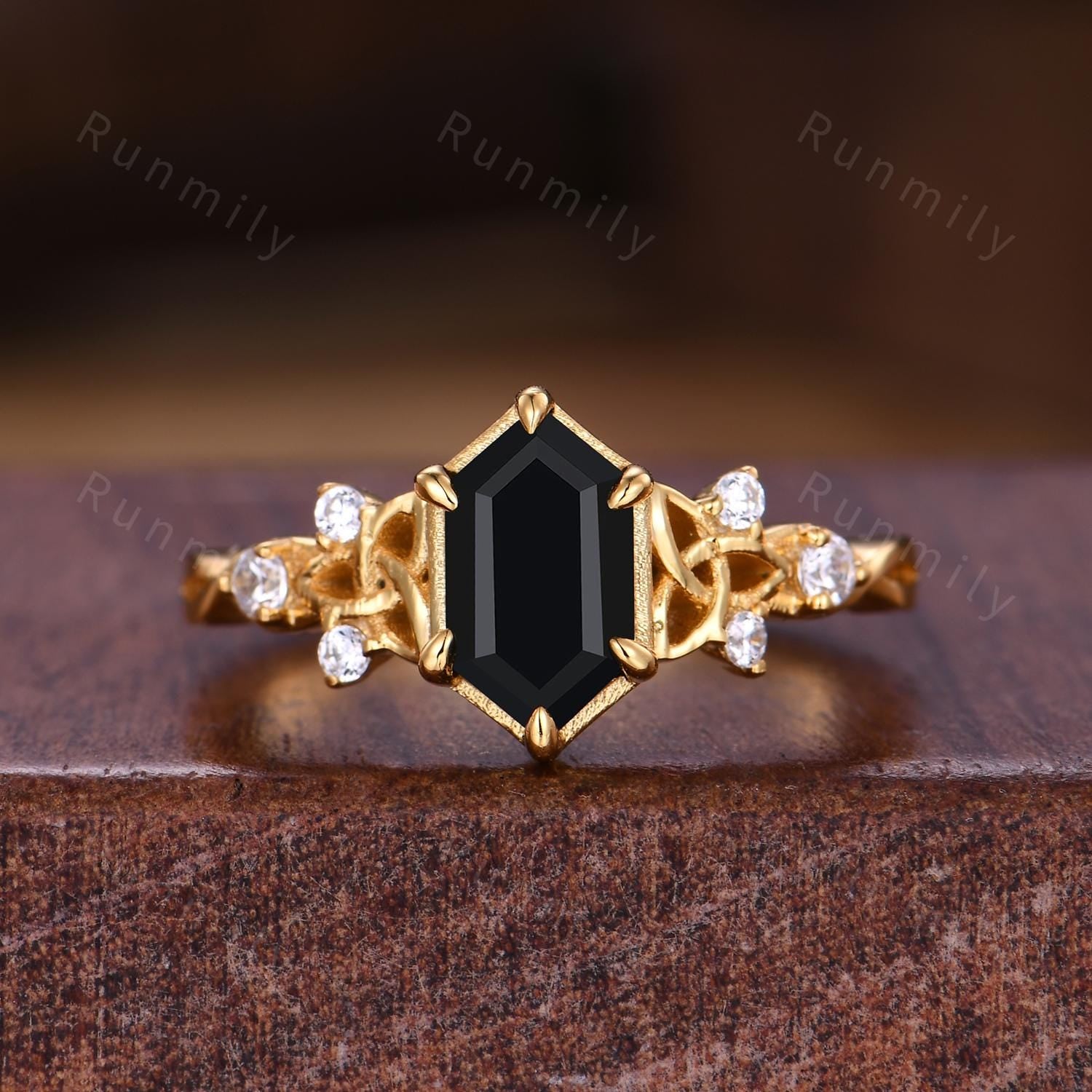 Vintage Black Onyx Couple Ring Yellow Gold His And Hers Wedding Band Celtic Knot Ring Mens 6mm Black Tungsten Ring Couple Promise Ring Set