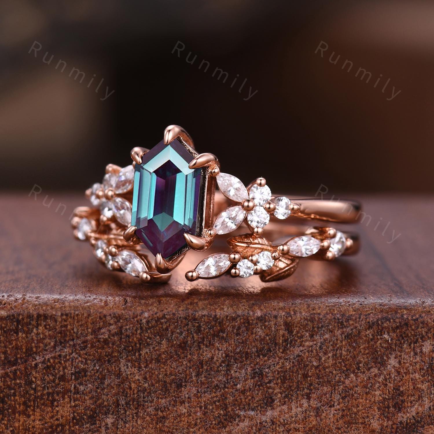 Hexagon cut Alexandrite Engagement ring set Vintage open gap wedding band Rose gold Cluster shank leaf Bridal set Anniversary ring gift
