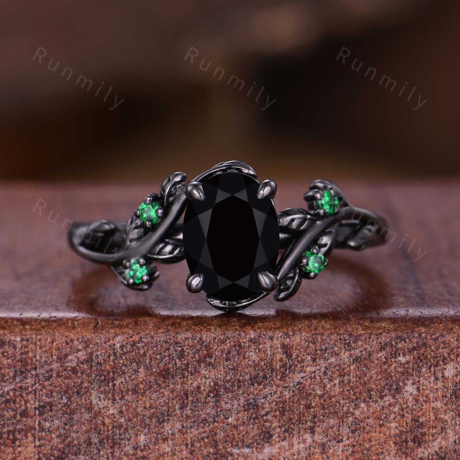 Oval cut Black Onyx Couples Ring Set Twig Leaf Ring Black Gold His and Hers Wedding Band Women Nature Inspired Ring Green and Black Rings