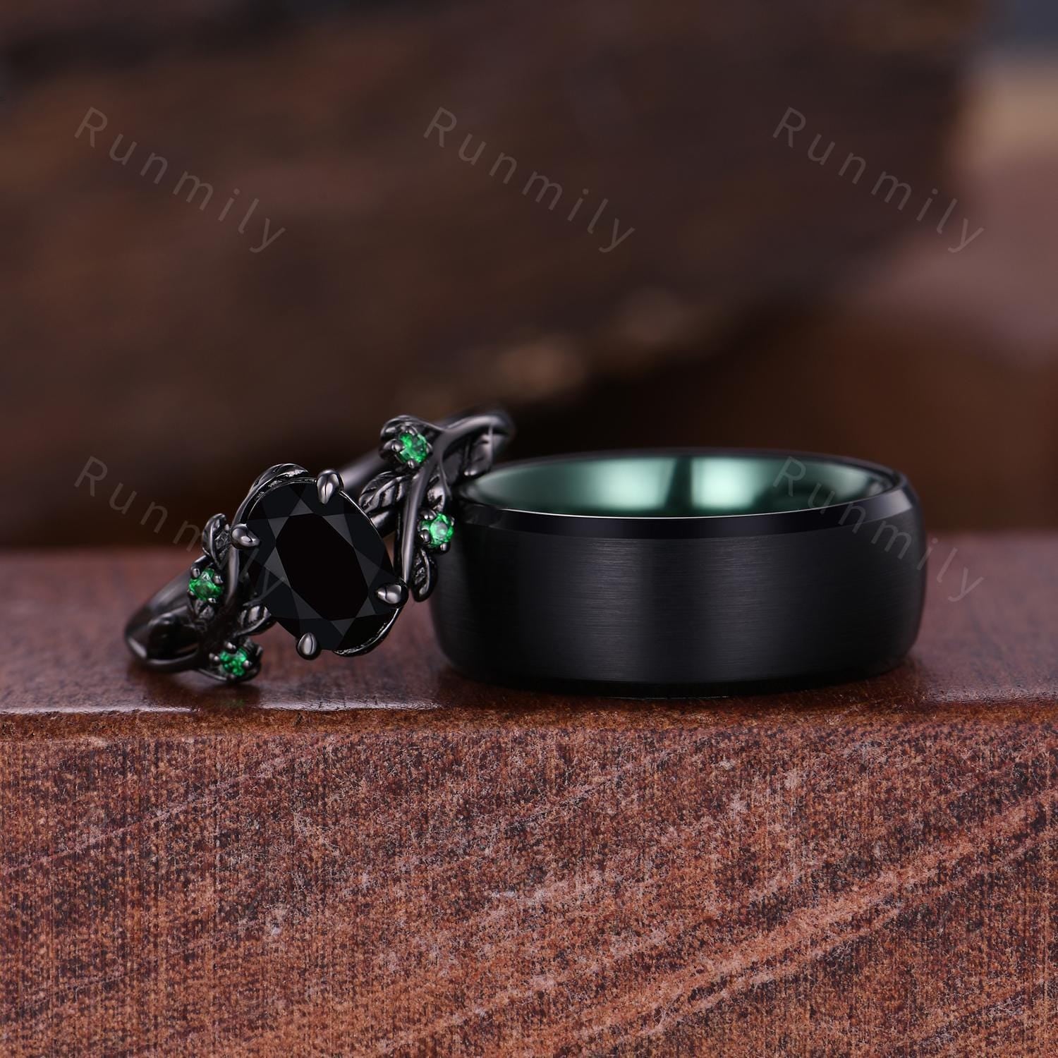 Oval cut Black Onyx Couples Ring Set Twig Leaf Ring Black Gold His and Hers Wedding Band Women Nature Inspired Ring Green and Black Rings