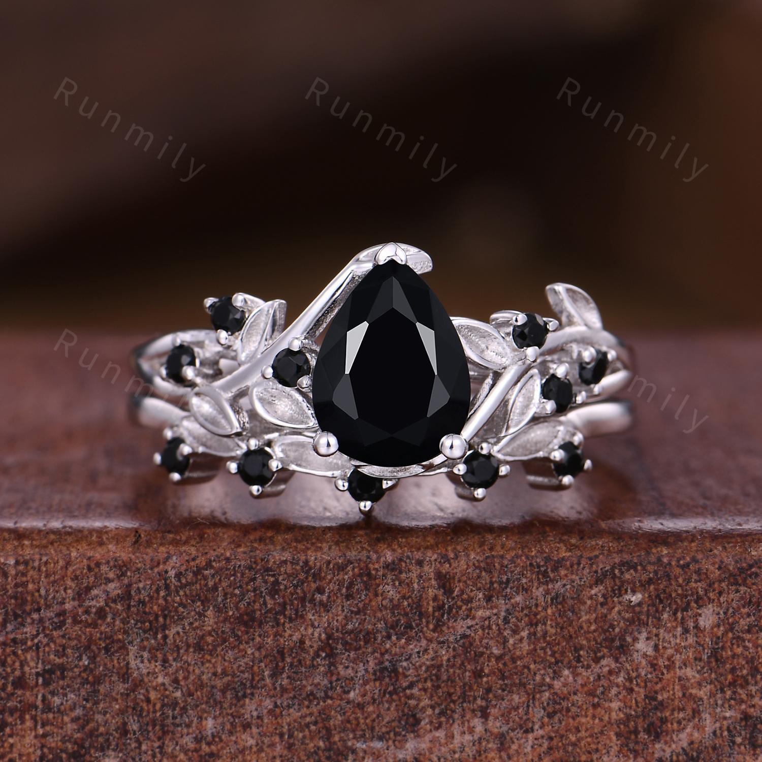 Pear Cut Black Onyx Engagement Ring Set Vintage Leaf Style Wedding Band Sterling Silver Bridal Set Nature Inspired Promise Anniversary Ring