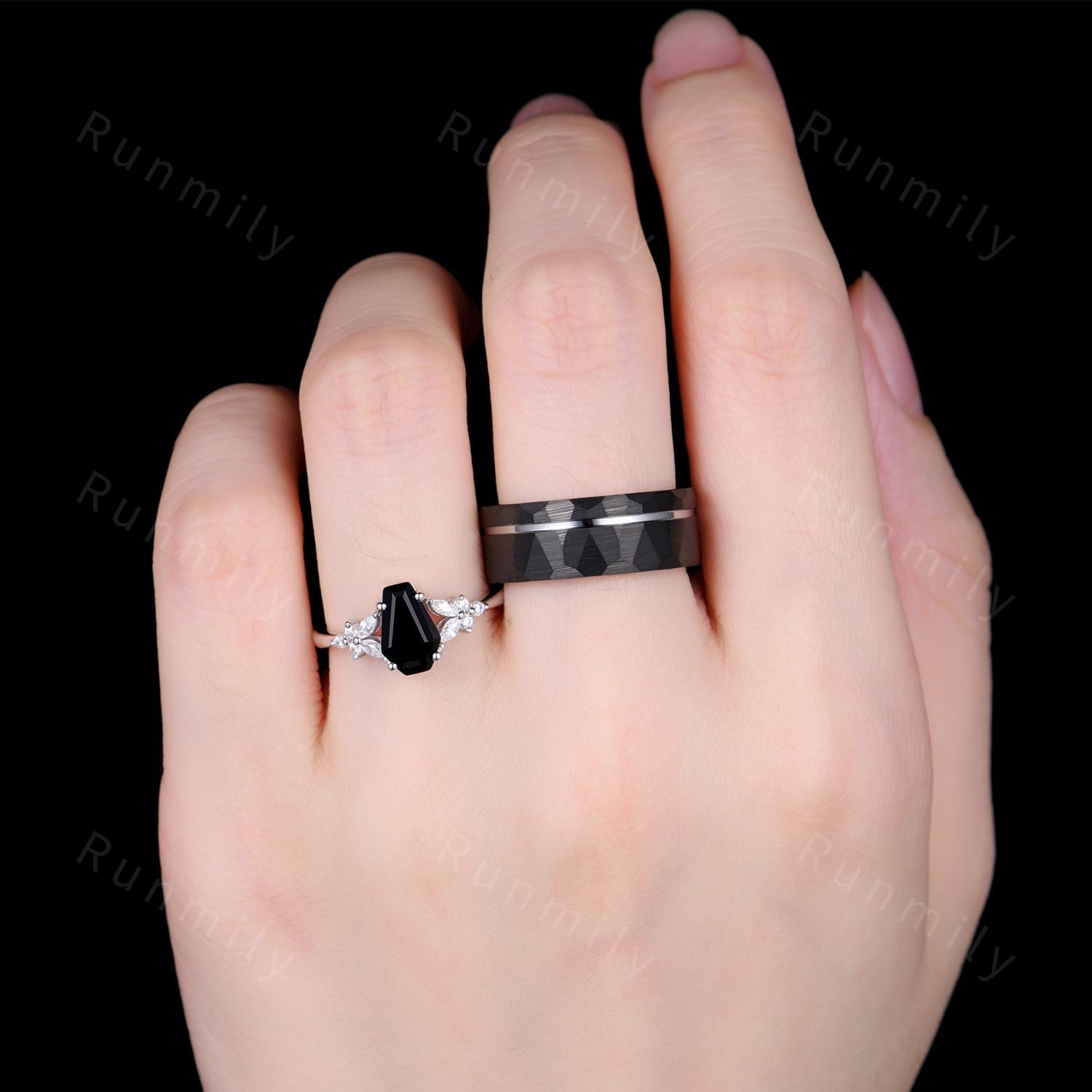 Coffin cut Black Onyx Couples Ring Vintage Matching Ring Set His and Hers Wedding Band Promise Ring For Men For Women Natural Black Gemstone