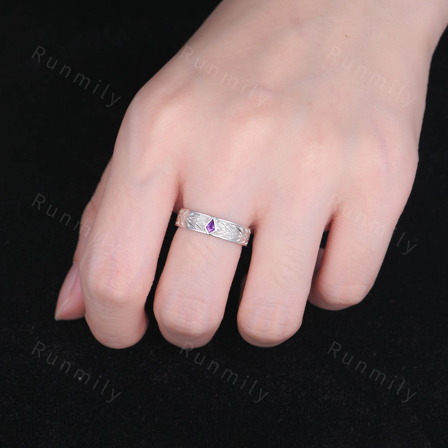 Mens Amethyst Wedding Band Leaf-Inspired Ring Unique 5MM Wedding Band For Mens Kite cut Amethyst Band His Engagement Ring Band