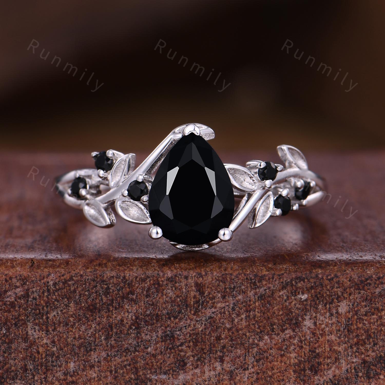 Pear Cut Black Onyx Engagement Ring Set Vintage Leaf Style Wedding Band Sterling Silver Bridal Set Nature Inspired Promise Anniversary Ring