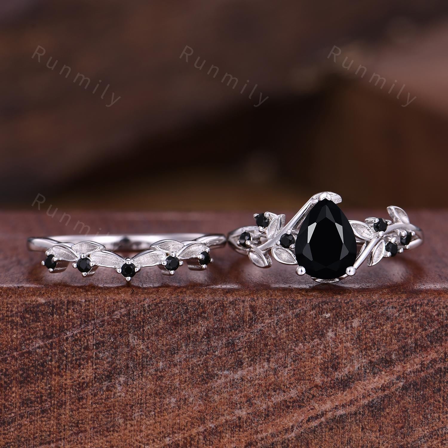 Pear Cut Black Onyx Engagement Ring Set Vintage Leaf Style Wedding Band Sterling Silver Bridal Set Nature Inspired Promise Anniversary Ring