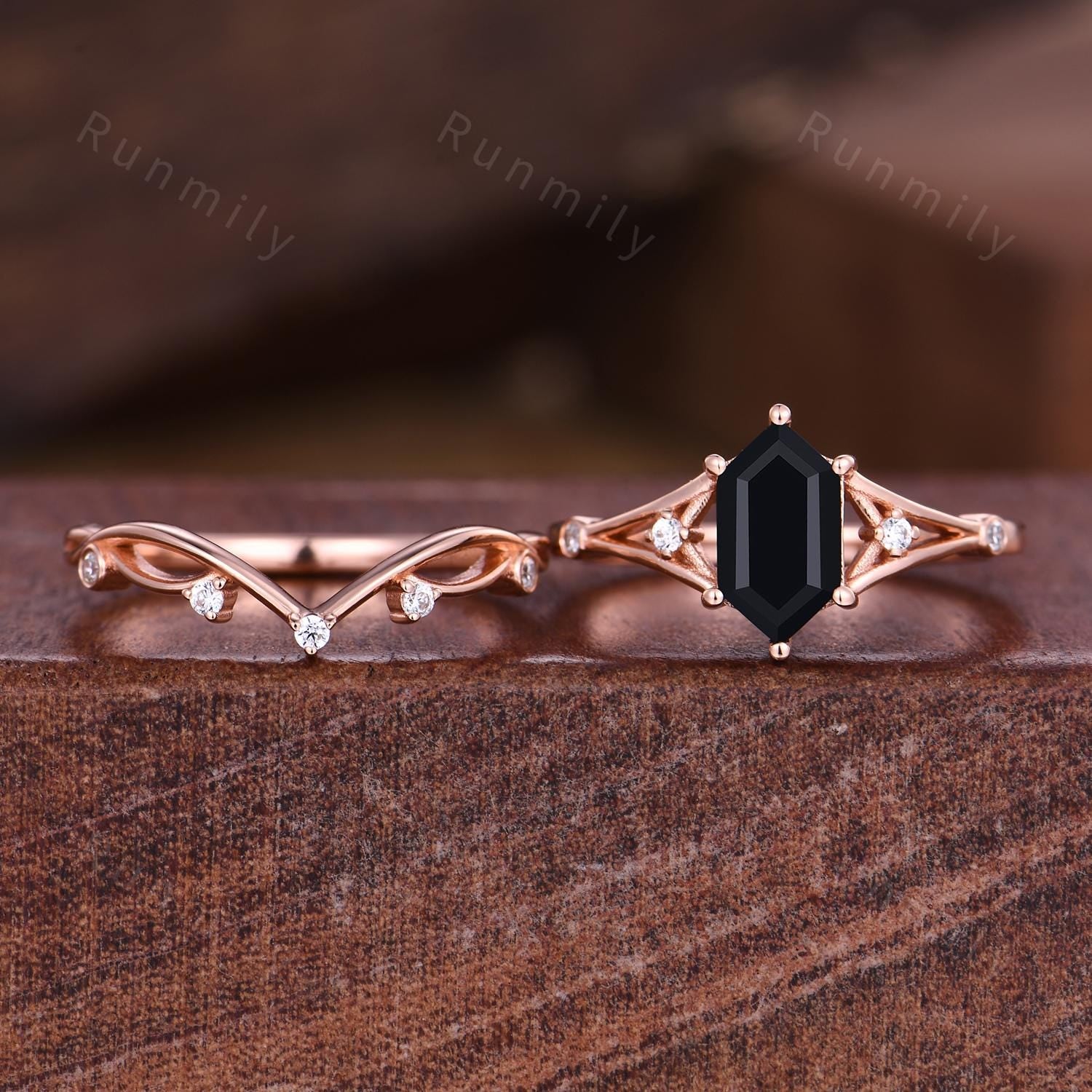 Unique Black Onyx Engagement ring set Cruved stacking wedding band Rose gold split shank moissanite Bridal set Anniversary ring gift