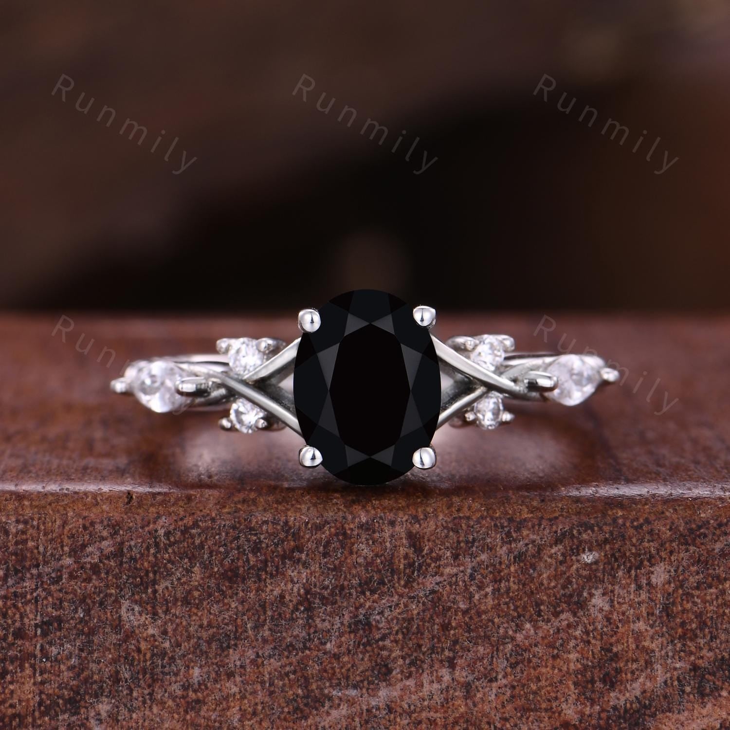 Oval cut Black Onyx Couples Ring White Gold Matching Ring Set His and Hers Wedding Band Promise Ring For Men For Women Black Gemstone Ring