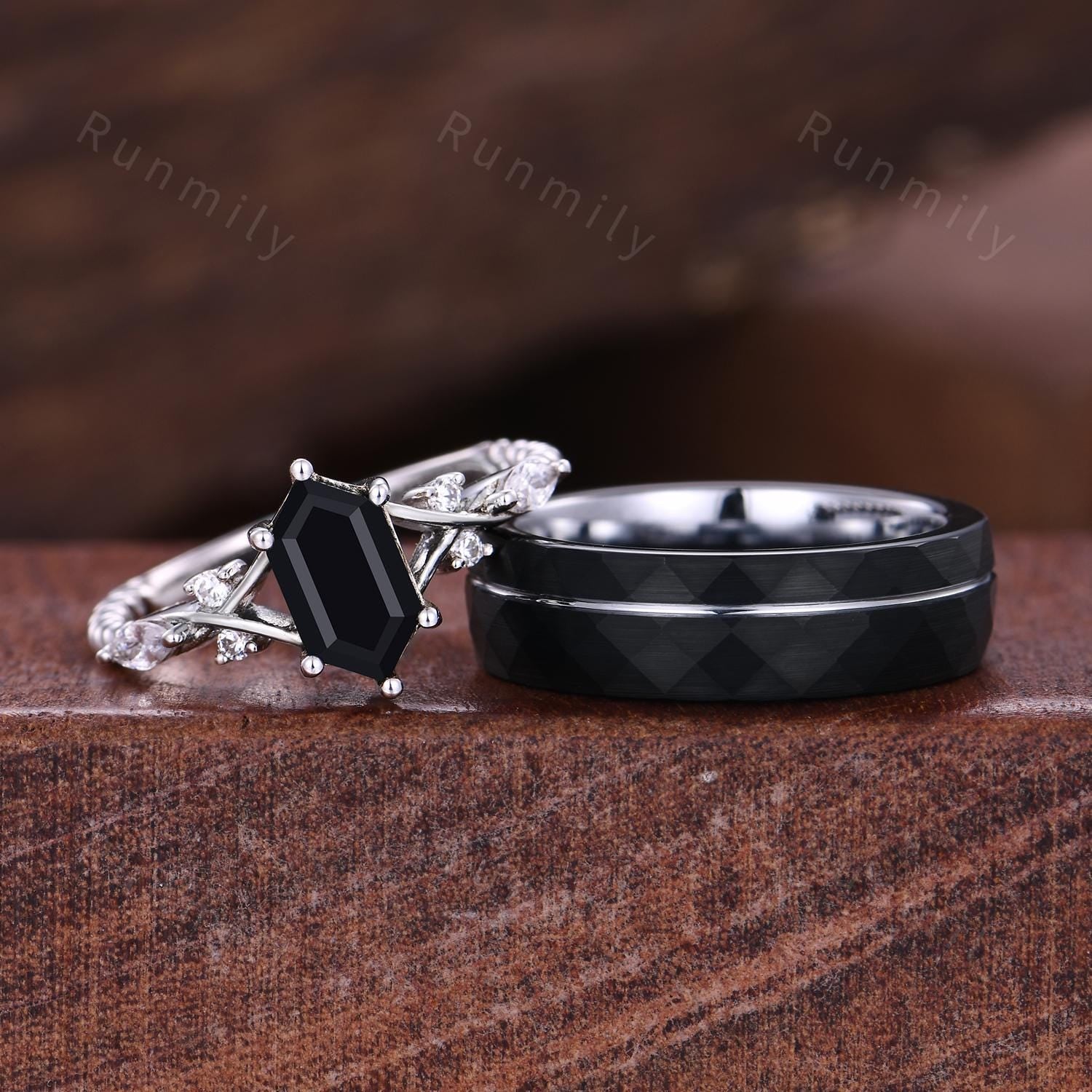 Oval cut Black Onyx Couples Ring White Gold Matching Ring Set His and Hers Wedding Band Promise Ring For Men For Women Black Gemstone Ring