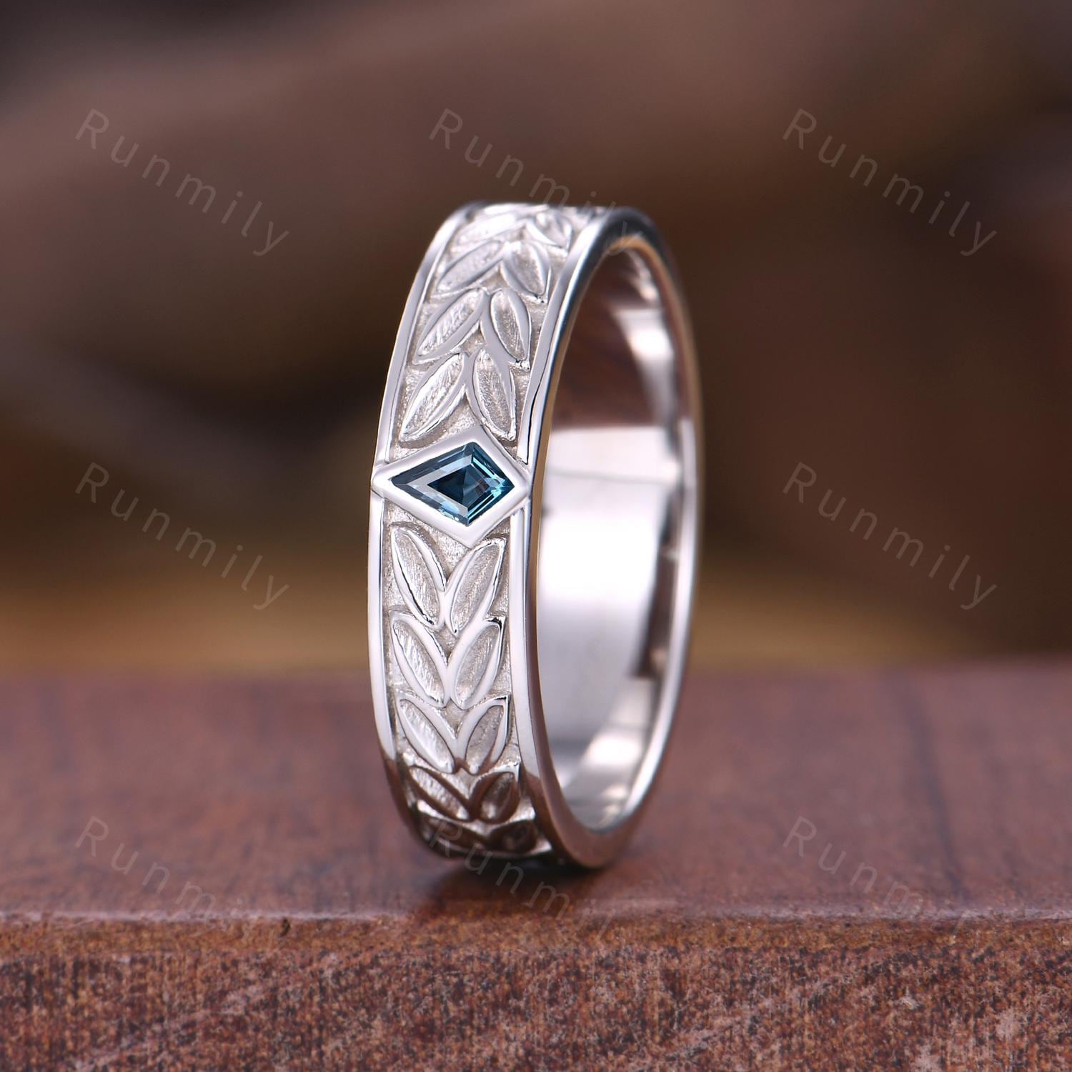 Leaf-Design London Blue Topaz Wedding Band Unique Kite cut Wedding Band Mens 5mm Silver Ring His Engagement Ring Gift For Husband/Father