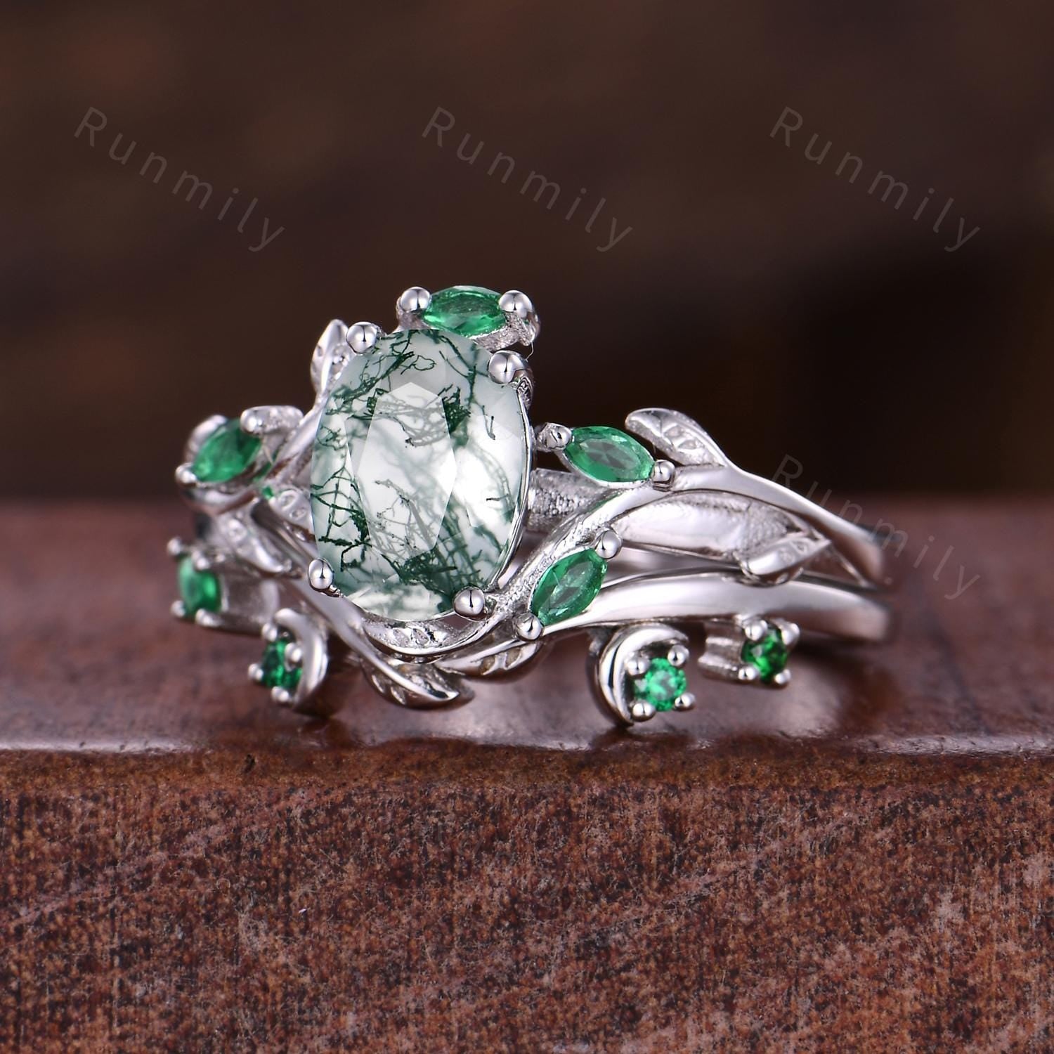 Moss Agate Emerald Engagement ring set Curved Leaf Emerald Stacking Wedding Band Oval cut Branch Ring Green Stones Bridal Promise Rings