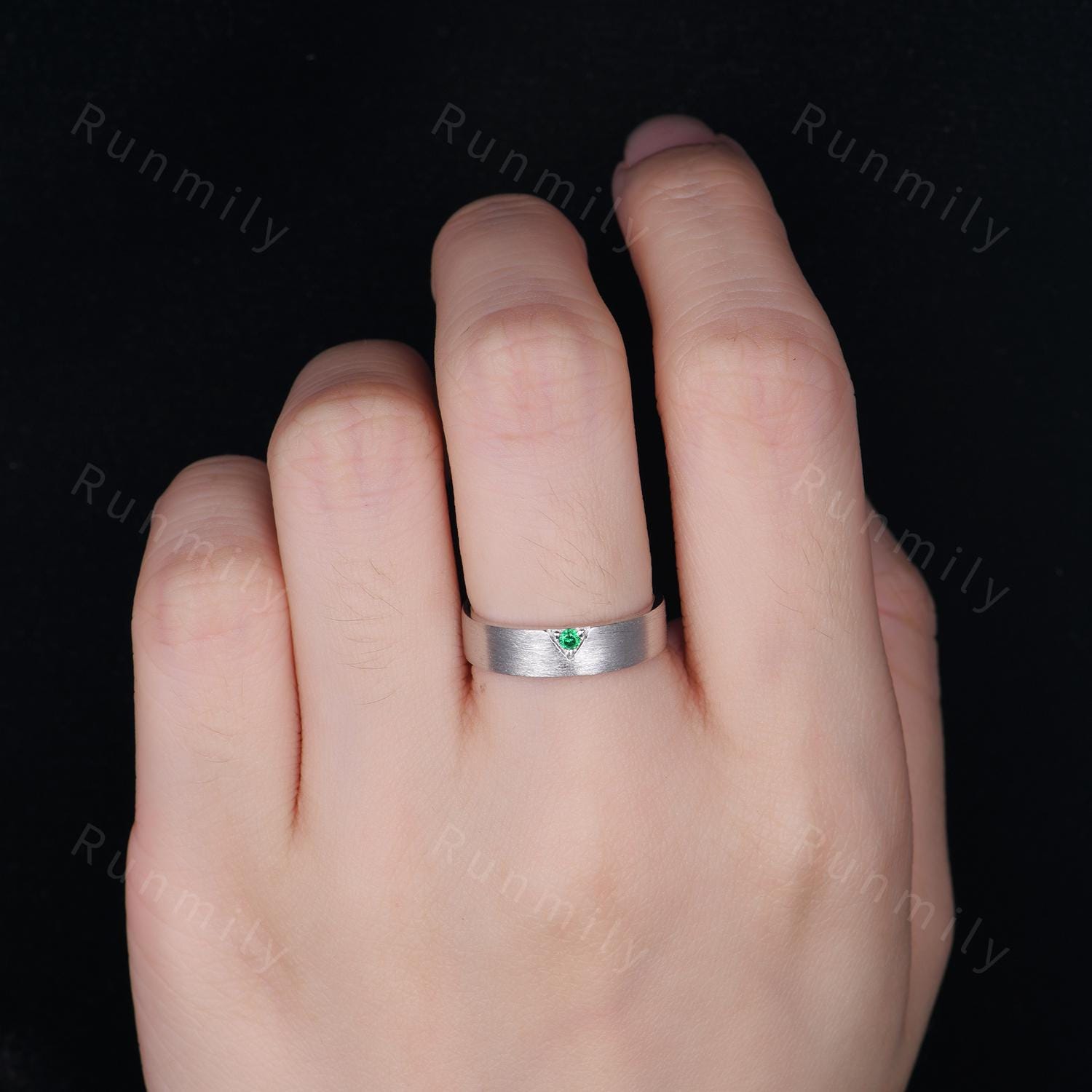 Unique Emerald Mens Wedding Band 925 Silver Brushed Finish Band Mens 5mm Engagement Ring Unisex Wedding Band Anniversary Gift For Husband