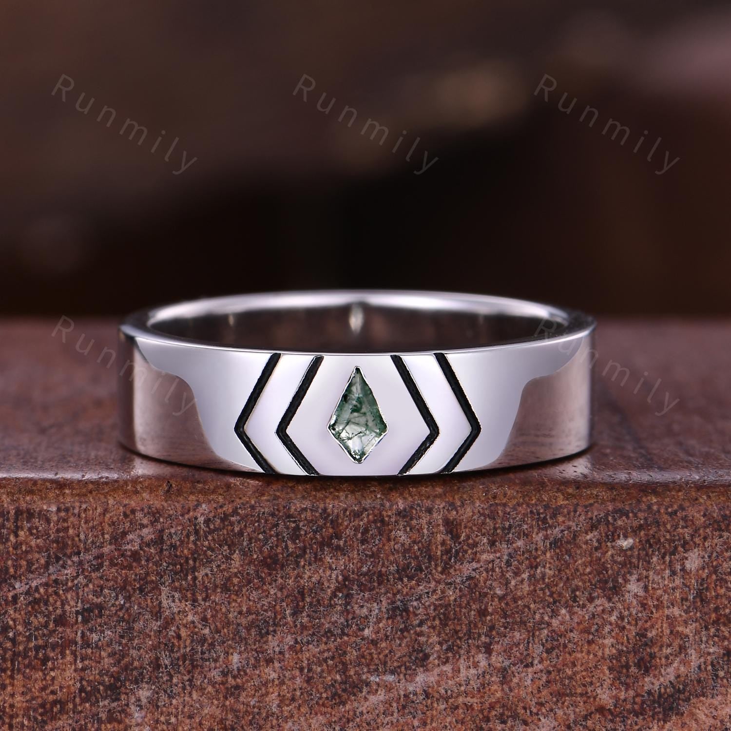 Kite cut Moss Agate Wedding Band Vintage Silver Mens Wedding Band 5mm Green Agate Men's Ring Unique Mens Engagement Ring Band For Husband