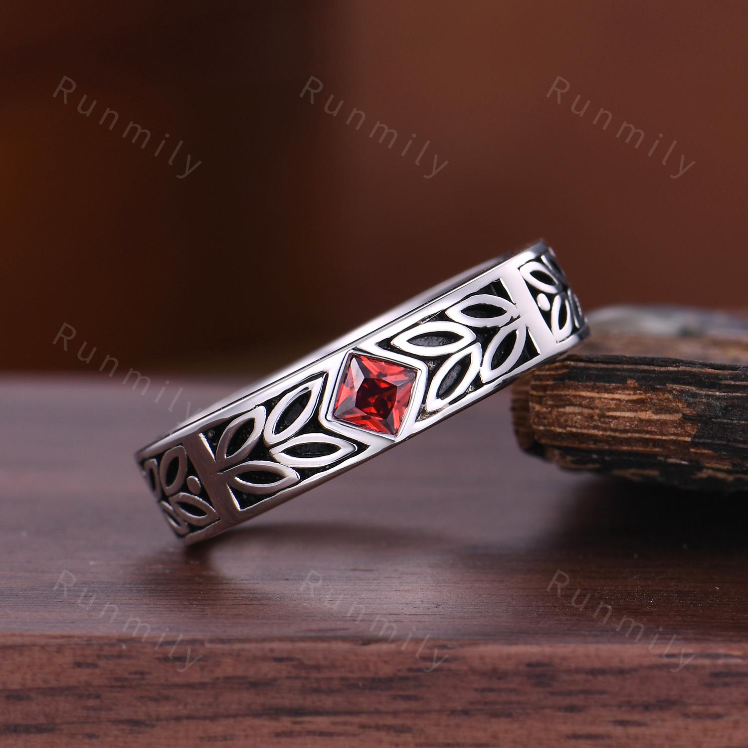 Princess Cut Garnet Mens Wedding Band Art Deco Leaf Design Mens Band 5mm Silver Black Ring Unique Nature Inspired Stacking Band Retro Ring