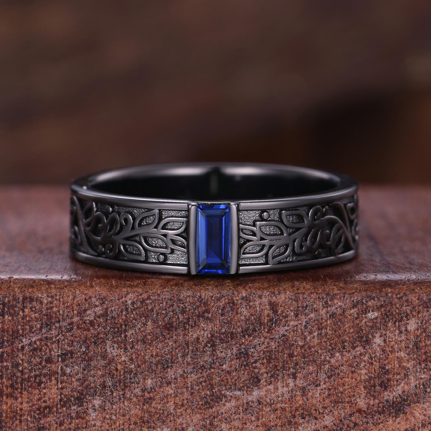 Mens Baguette Cut Blue Sapphire Wedding Band Art Deco Leaf Design Band Black Gold Unique Nature Inspired Stacking Band Retro Vintage Ring