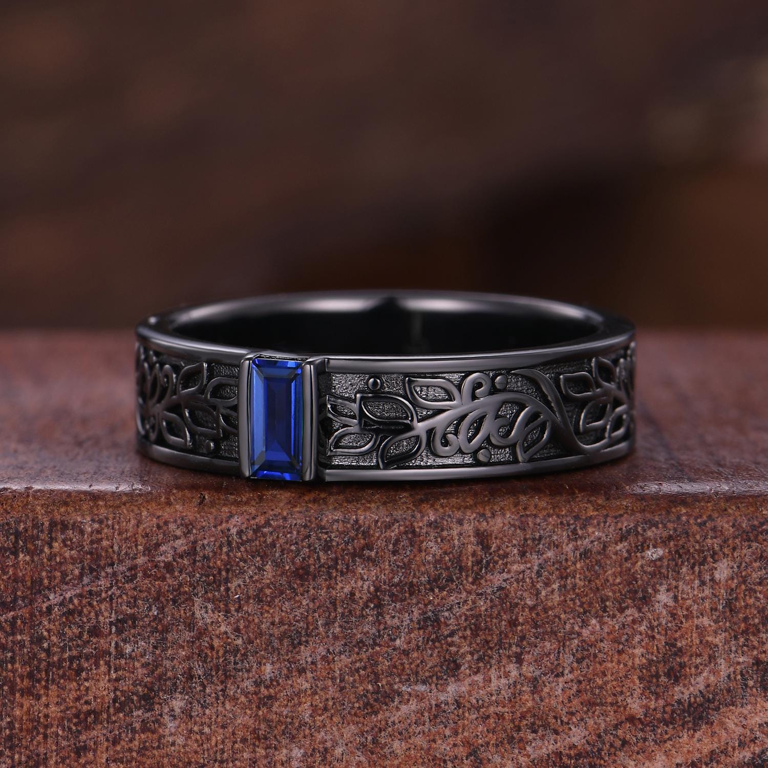 Mens Baguette Cut Blue Sapphire Wedding Band Art Deco Leaf Design Band Black Gold Unique Nature Inspired Stacking Band Retro Vintage Ring