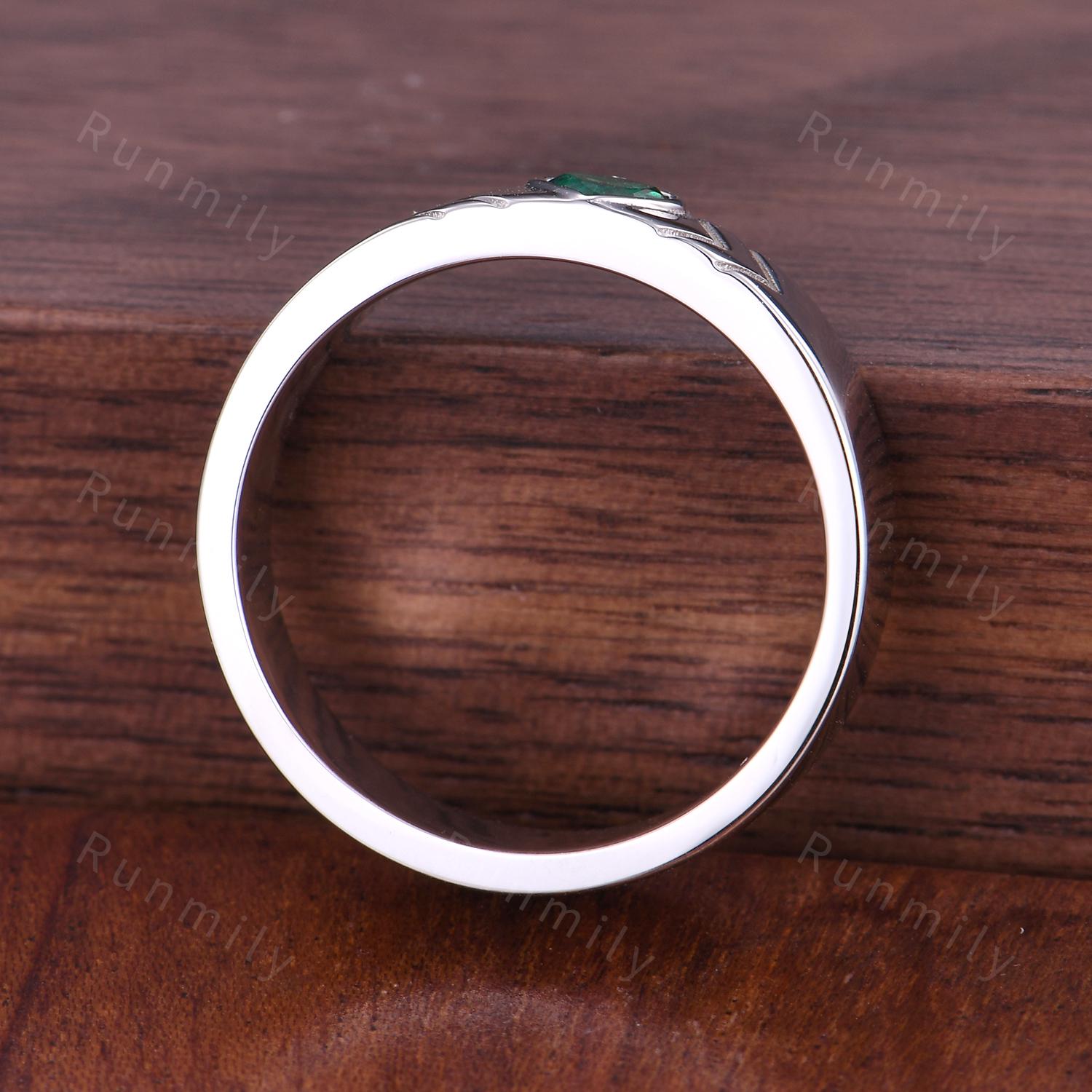 Men's Heart Shaped Emerald Wedding Band Mens Wedding Band 5mm Green Emerald Men's Ring Unique Mens Engagement Ring Band Retro Vintage Ring