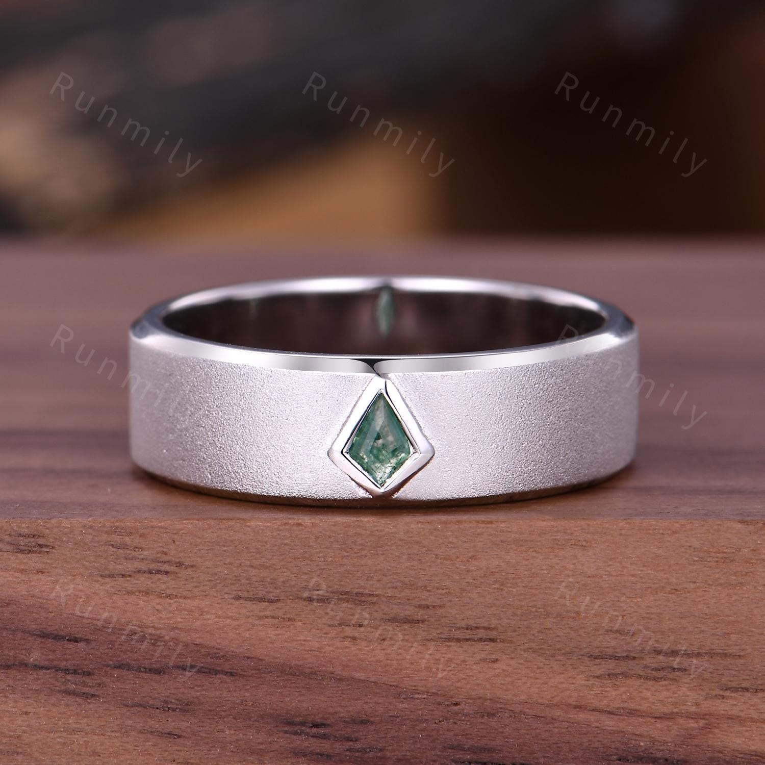 Kite cut Moss Agate Wedding Band Unique Mens Wedding Band 5mm Sandblasted Men's Ring Plain Mens Engagement Ring Band Retro Vintage Ring