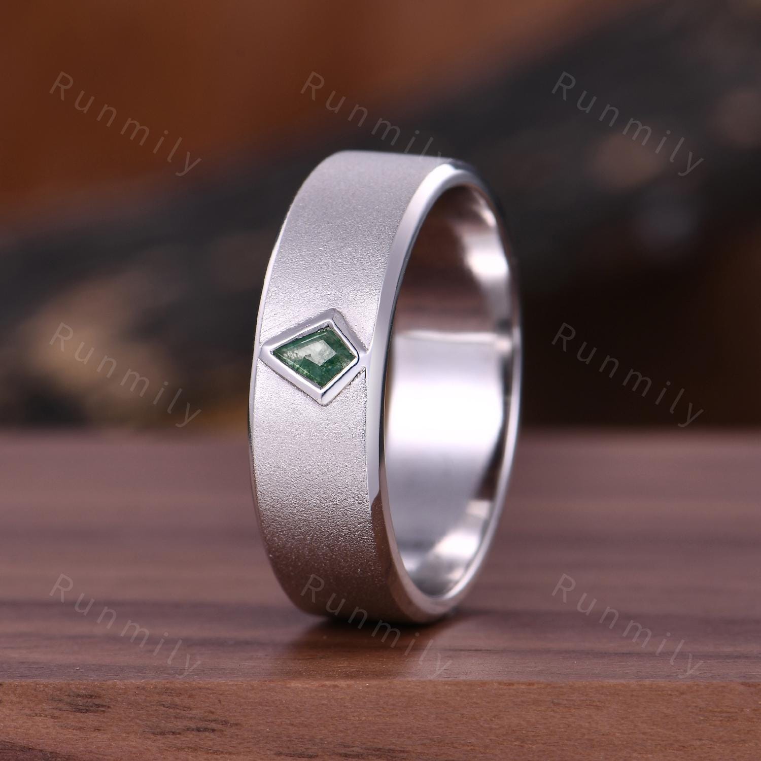 Kite cut Moss Agate Wedding Band Unique Mens Wedding Band 5mm Sandblasted Men's Ring Plain Mens Engagement Ring Band Retro Vintage Ring