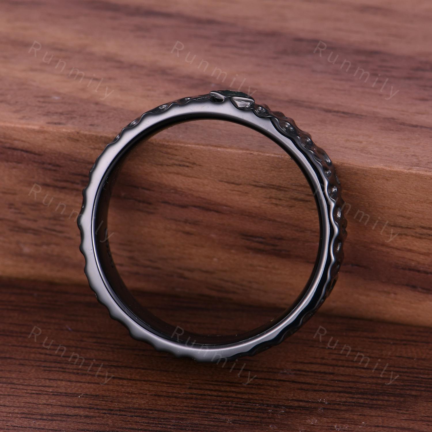 Unique Hammered Mens Wedding Band Mens Kite Cut Moss Agate Ring Art Deco Black Gold Ring Unique Moss Agate Stacking Band Retro Vintage Ring