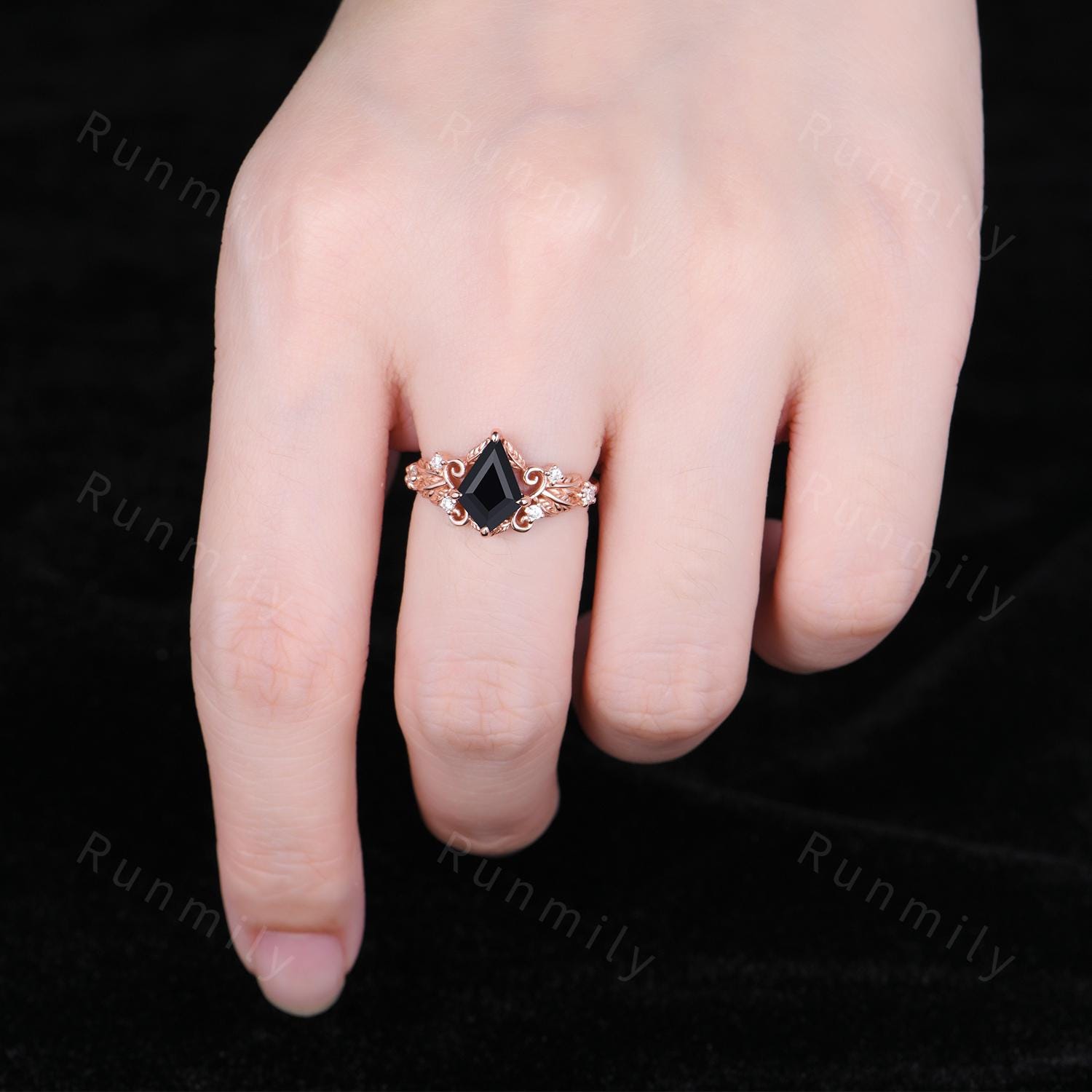 Natural Black Onyx Engagement Ring Antique Leaf Style Ring Rose Gold Nature Inspired Handmade Ring Bridal Anniversary Gift Ring