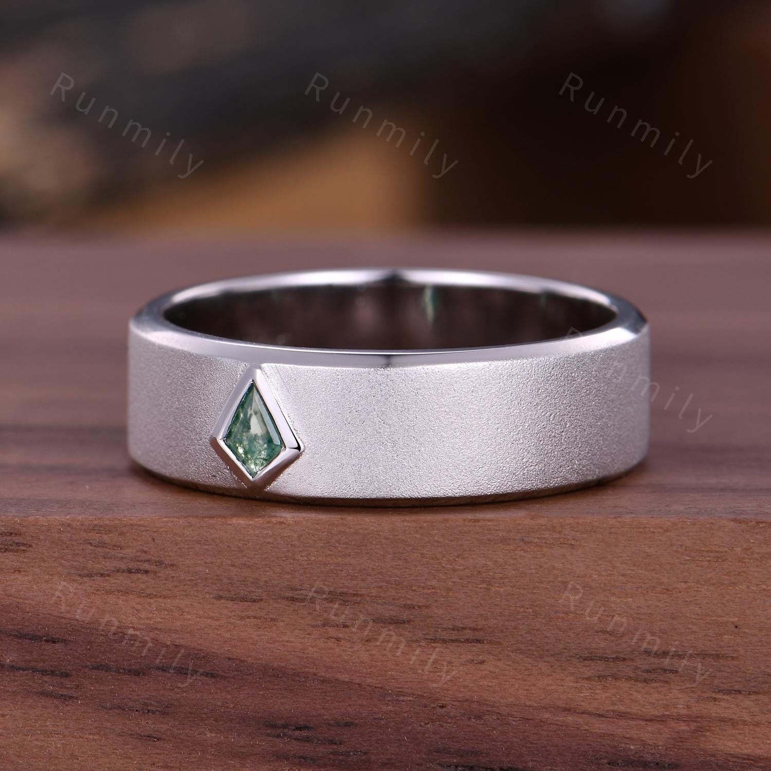 Kite cut Moss Agate Wedding Band Unique Mens Wedding Band 5mm Sandblasted Men's Ring Plain Mens Engagement Ring Band Retro Vintage Ring