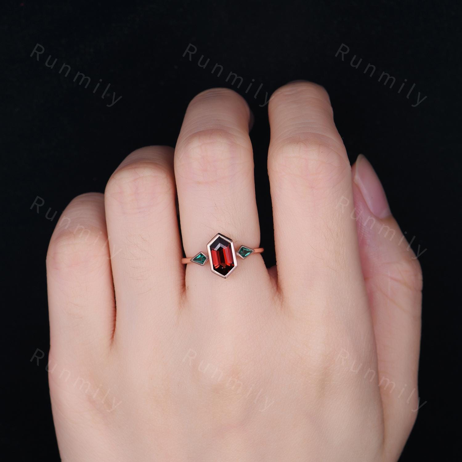 Garnet Emerald Engagement Ring Rose Gold Three Stone Ring For Women Hexagon Cut Garnet Ring Unique Kite Emerald Bridal Ring Birthstone Gems
