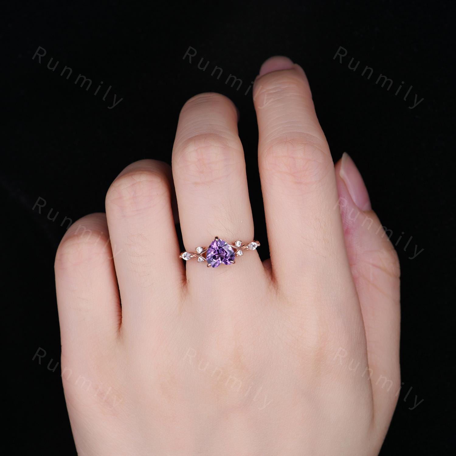 Vintage Amethyst Engagement Ring Rose Gold Heart Shaped Bridal Ring Unique Moissanite Twisted Band Ring Romantic Gift For Her
