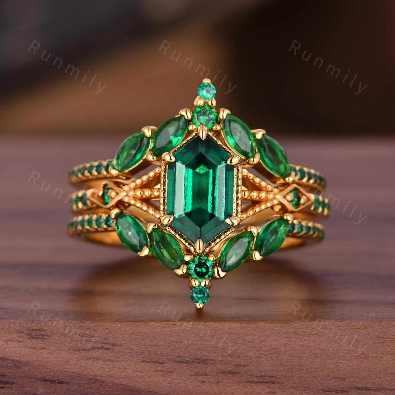 Vintage Hexagon Emerald Couples Ring Set Double Curved Band Yellow Gold His and Hers Wedding Band Mens Emerald Ring Promise Ring For Couple