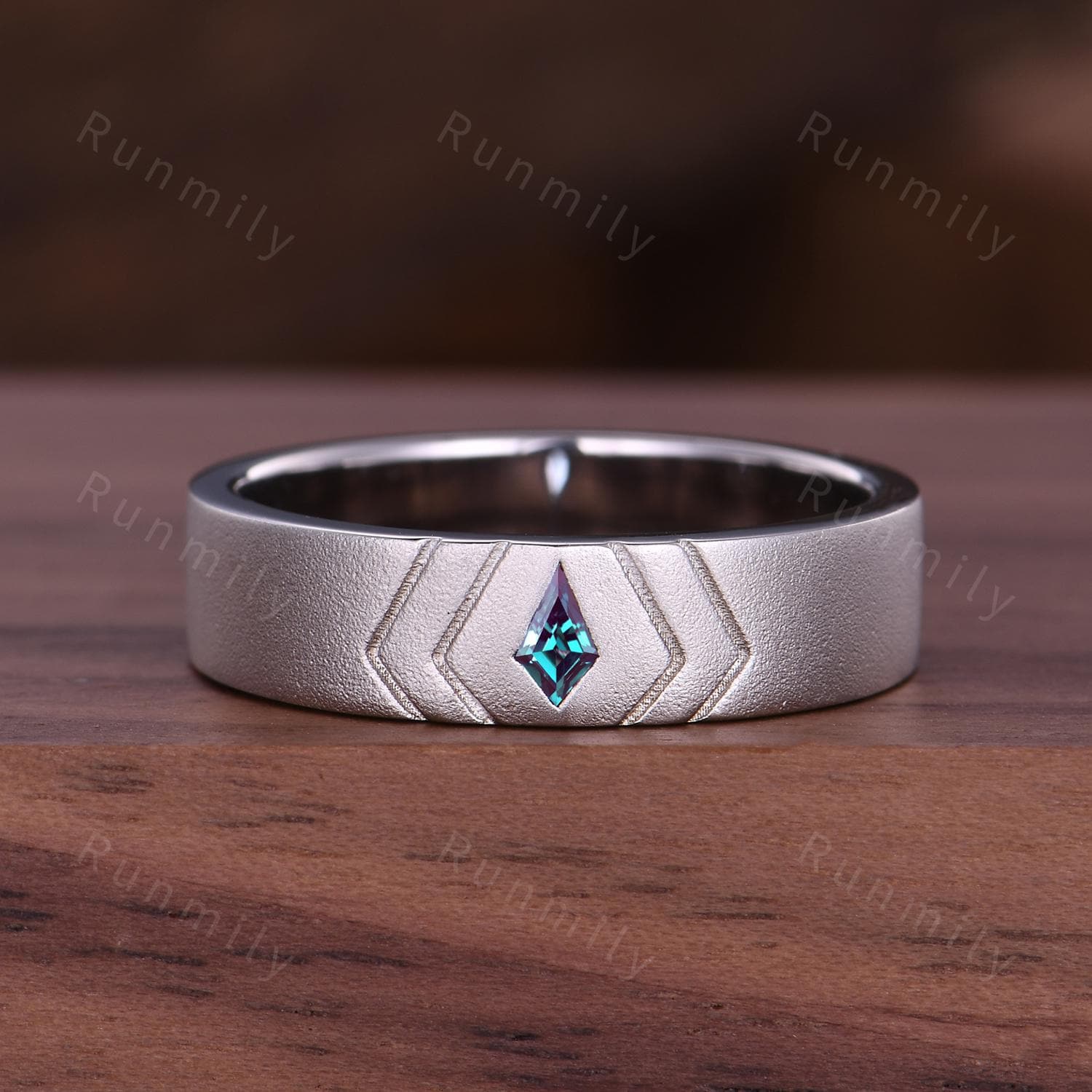 5mm Alexandrite Sandblasted Wedding Ring, Mens Kite Cut Alexandrite Band, Unique Engagement Ring Band For Him, Mens Wedding Band, His Ring