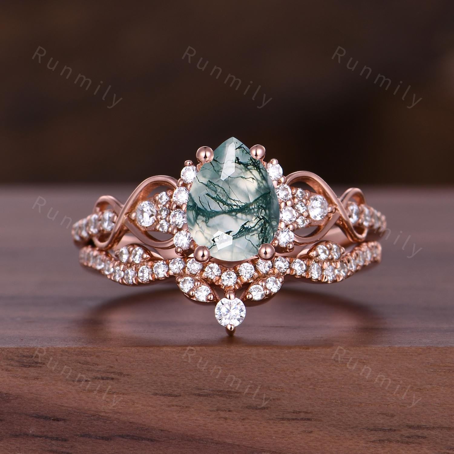 Pear Cut Moss Agate Engagement Ring Set Unique Rose Gold Bridal Ring Set Moissanite Cluster Wedding Curved Stacking Band Promise ring set