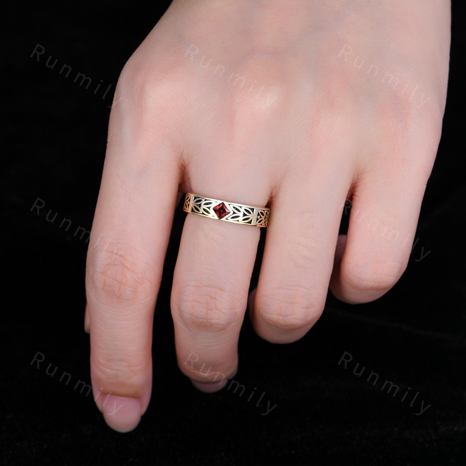 Men's Princess Cut Garnet Wedding Band 5mm Mens Engagement Ring Vintage Leaf Style Ring Mens Stacking Ring Promise Ring For Husband